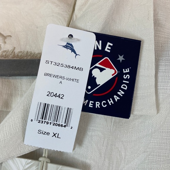 Tommy Bahama Men XL Milwaukee Brewers MLB Silk Camp Shirt Hawaiian Style White - Picture 4 of 7